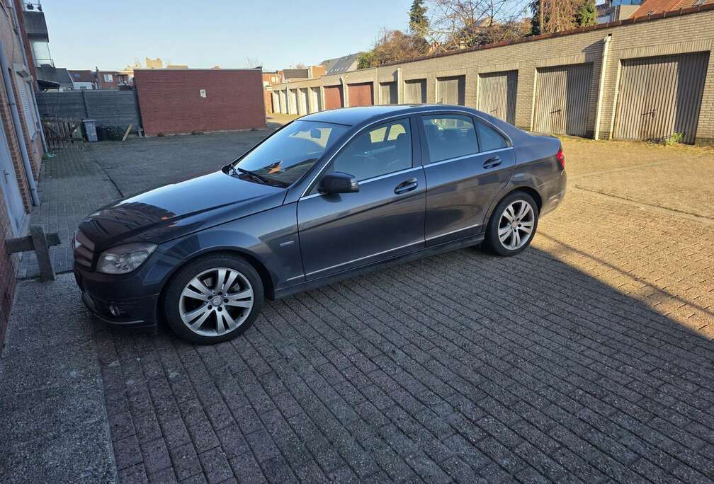 Mercedes-Benz c 180