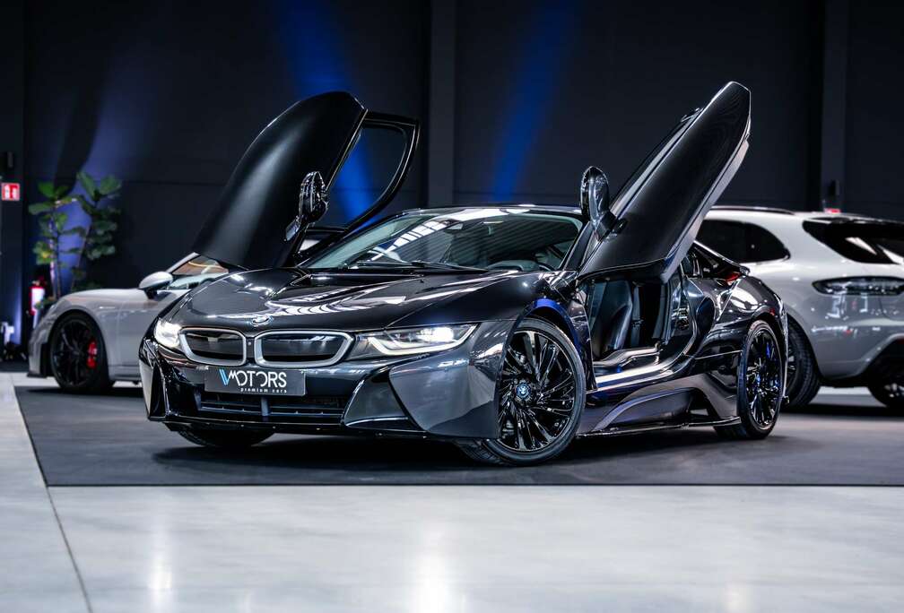 BMW i8 - H&K - Cruise control - HUD - Full service