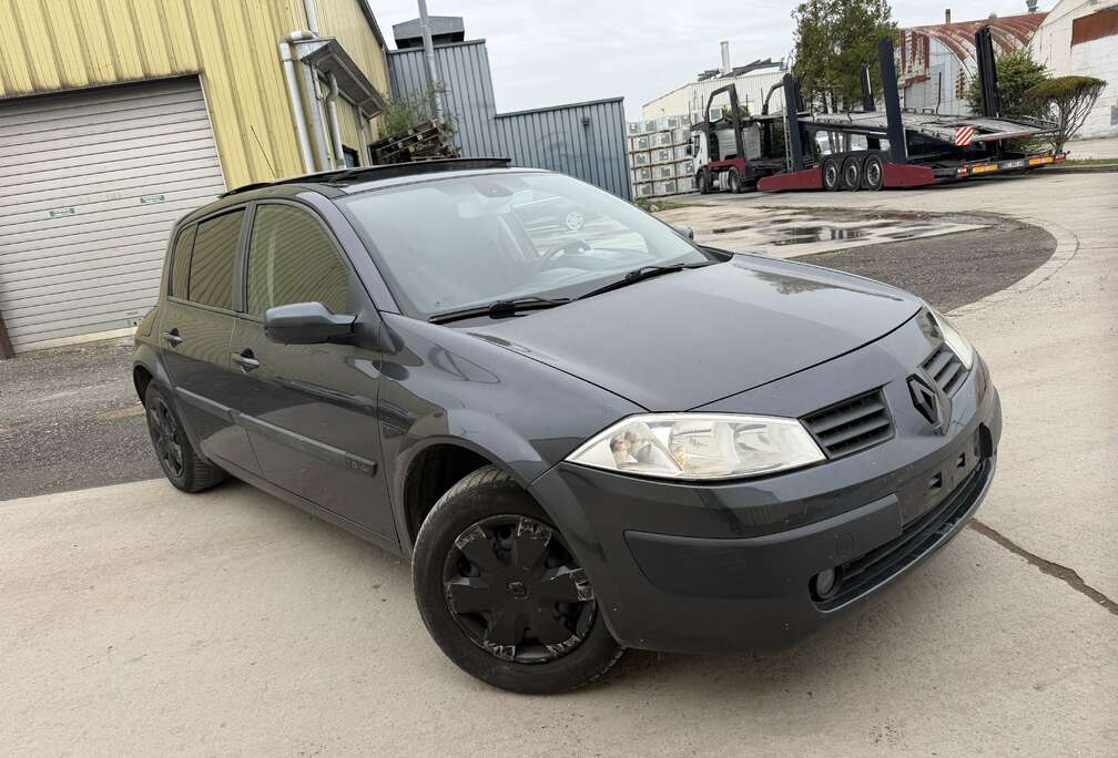 Renault 1.6i 16v Limited