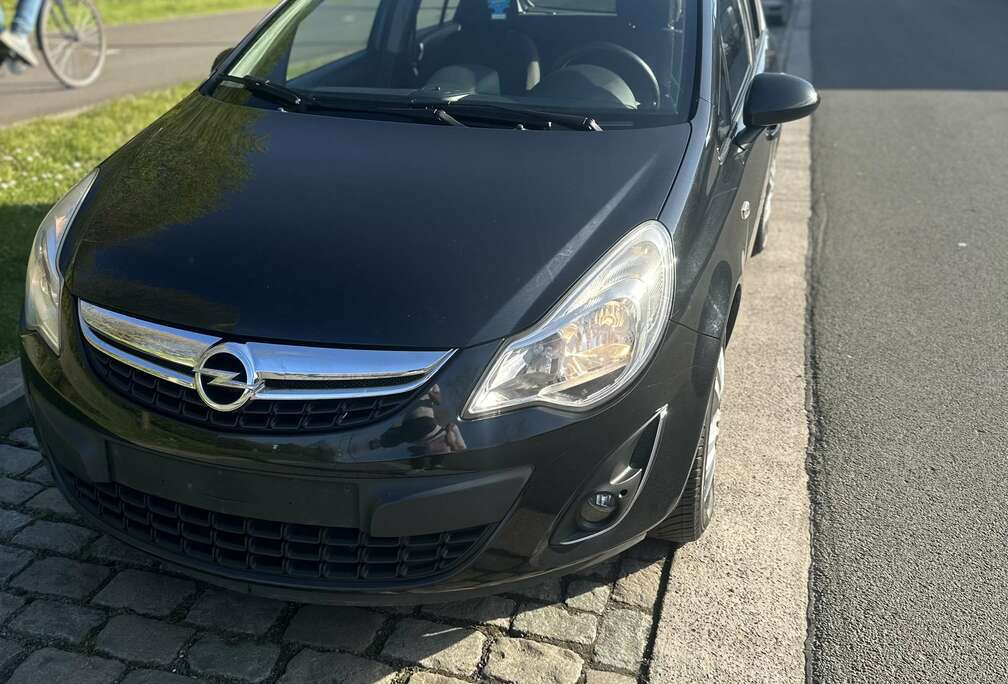 Opel 1.2i Enjoy Easytronic