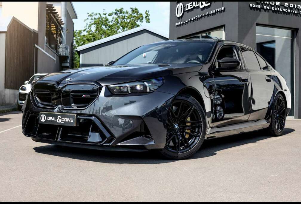 BMW XDRIVE G90KERAMIKCARBONAHKCOMFORT360