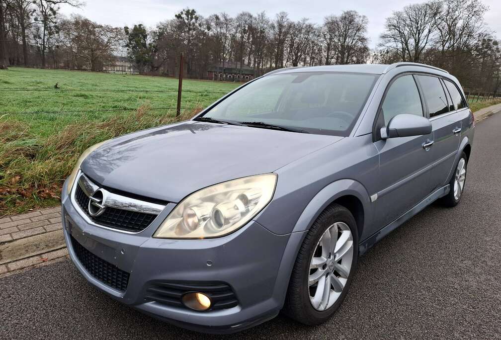 Opel 1.9 CDTi Cosmo Full Options