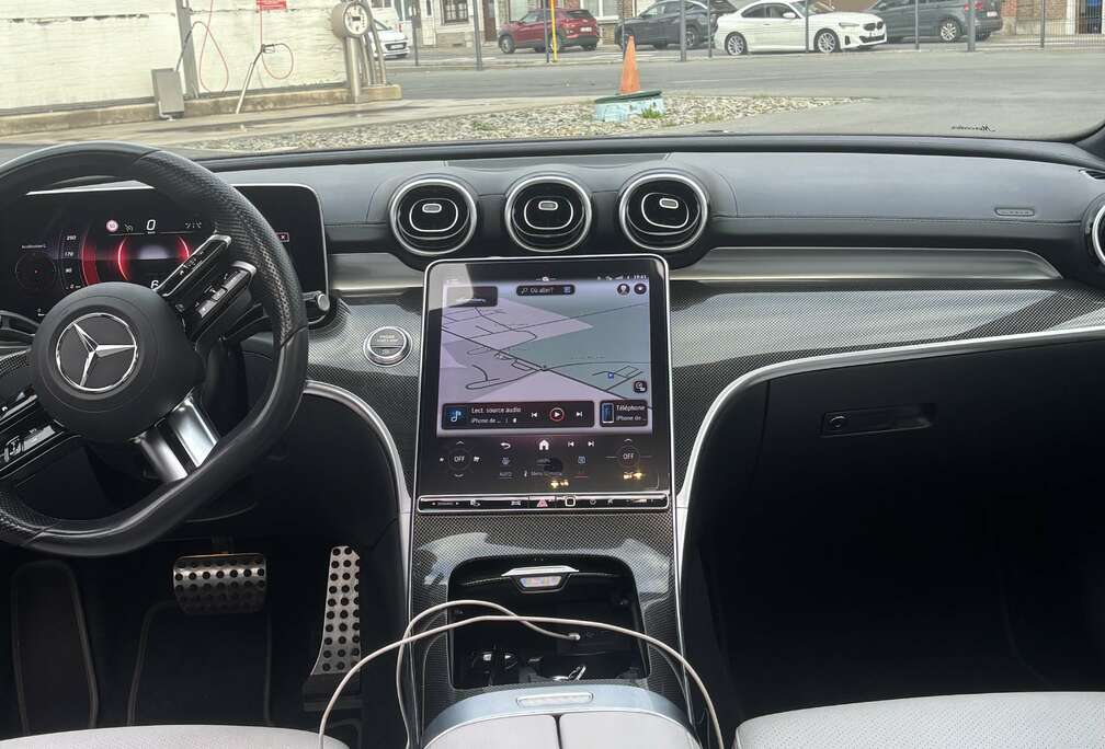 Mercedes-Benz AMG Line