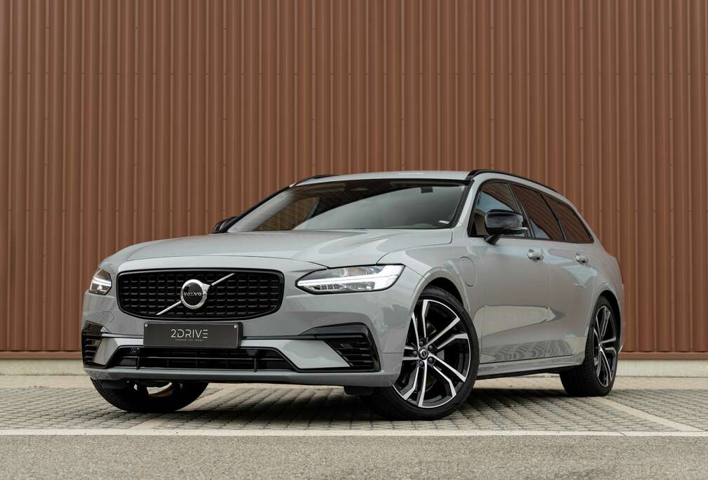 Volvo T6 AWD PHEV Plus Dark Recharge  Fabrieksgarantie