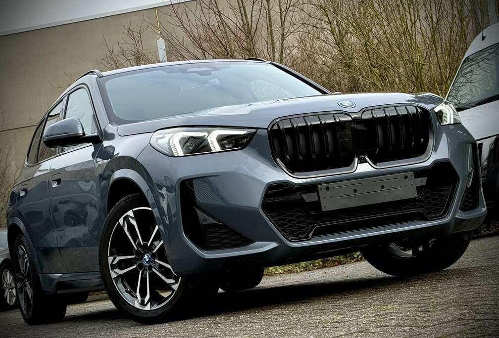 BMW X1 PHEV 1.5iA xDrive30e (240 kW) Pack M  Full