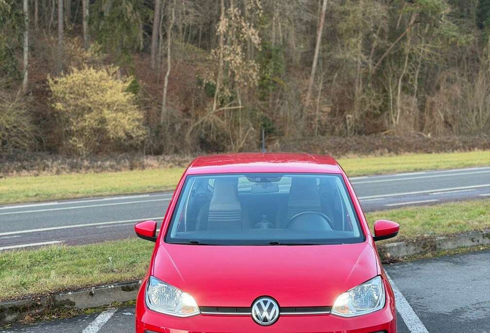 Volkswagen 1.0i High