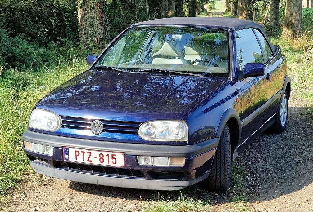 Volkswagen Golf Cabrio 1.8