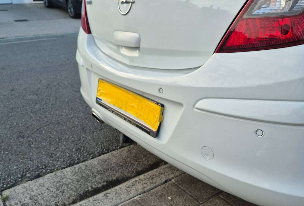 Opel Corsa 1.4i Black Edition