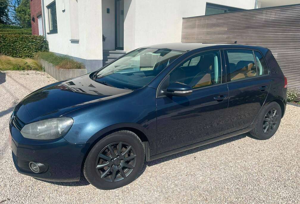 Volkswagen Golf 1.6 CR TDi BlueMotion DPF