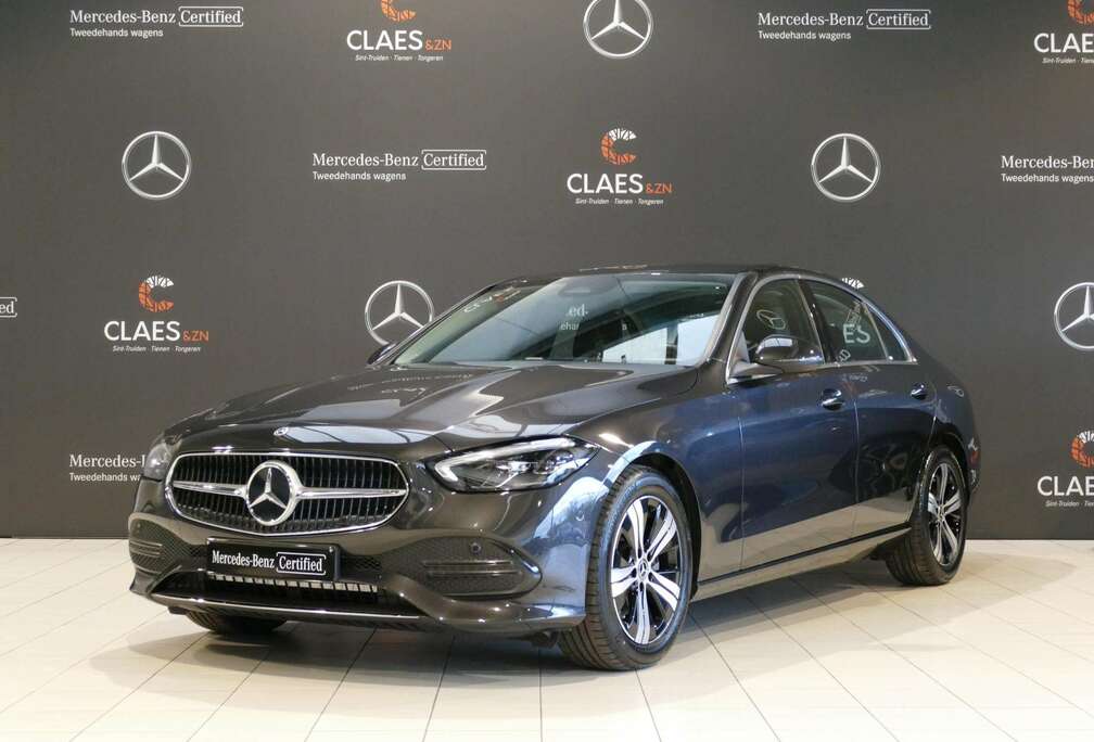 Mercedes-Benz Berline Luxury Line - DOS 8869