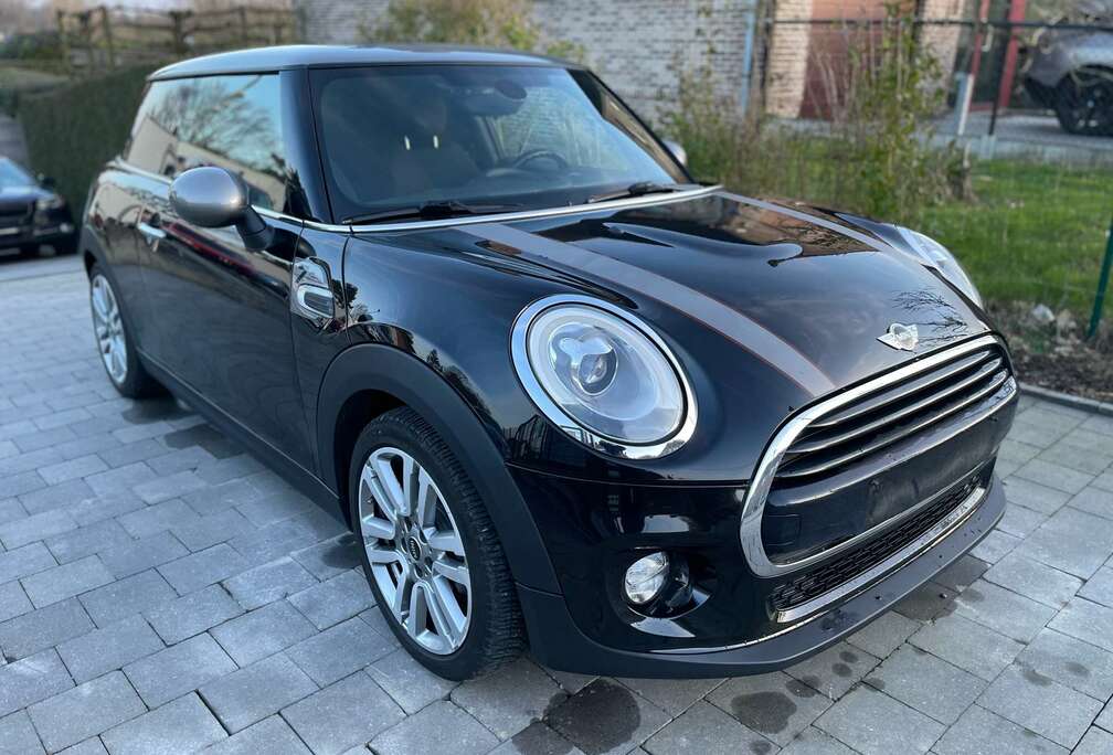MINI 1.5 D AUTOMAAT SEVEN-7 PANO-DAK 65000KM EURO 6