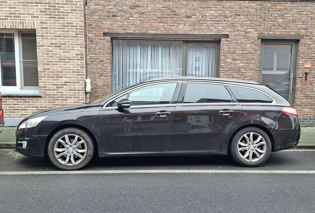 Peugeot 508 SW HDi FAP 160 Family