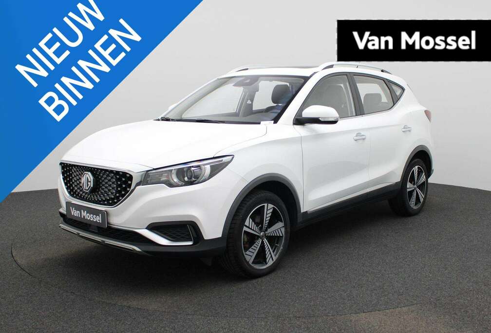 MG MG EV Luxury 45 kWh LEDER  PANO DAK  CAMERA