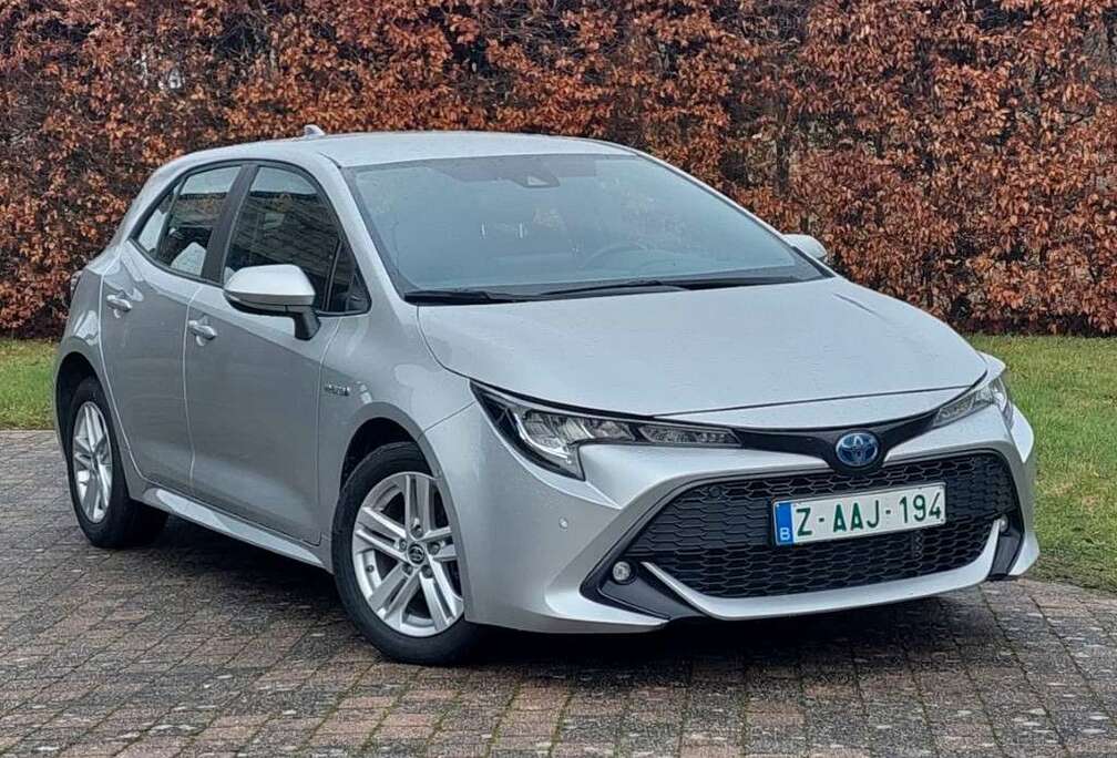 Toyota Corolla Hybrid 1.8 - navi - camera - cruise control