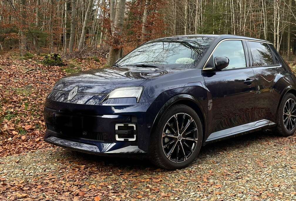 Renault E-Tech Iconic Five 150 Comfort Range