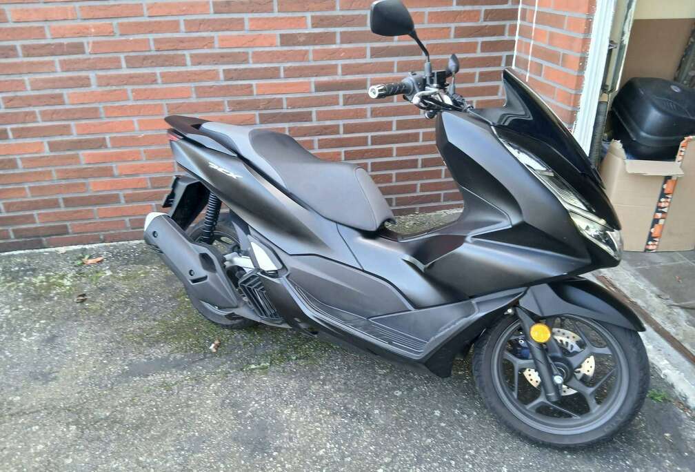 Honda scooter