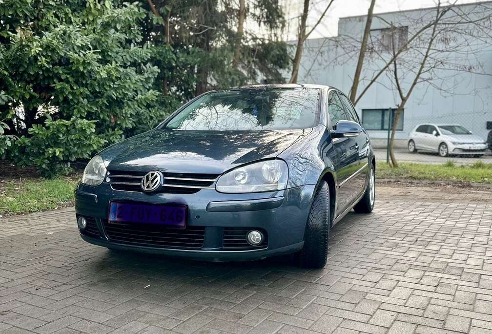 Volkswagen Volkswagen Golf 5 1.6 Benzine