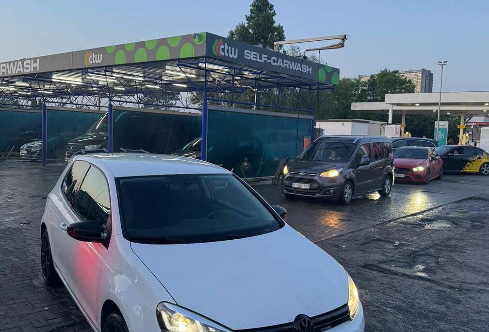 Volkswagen 1,6 essence