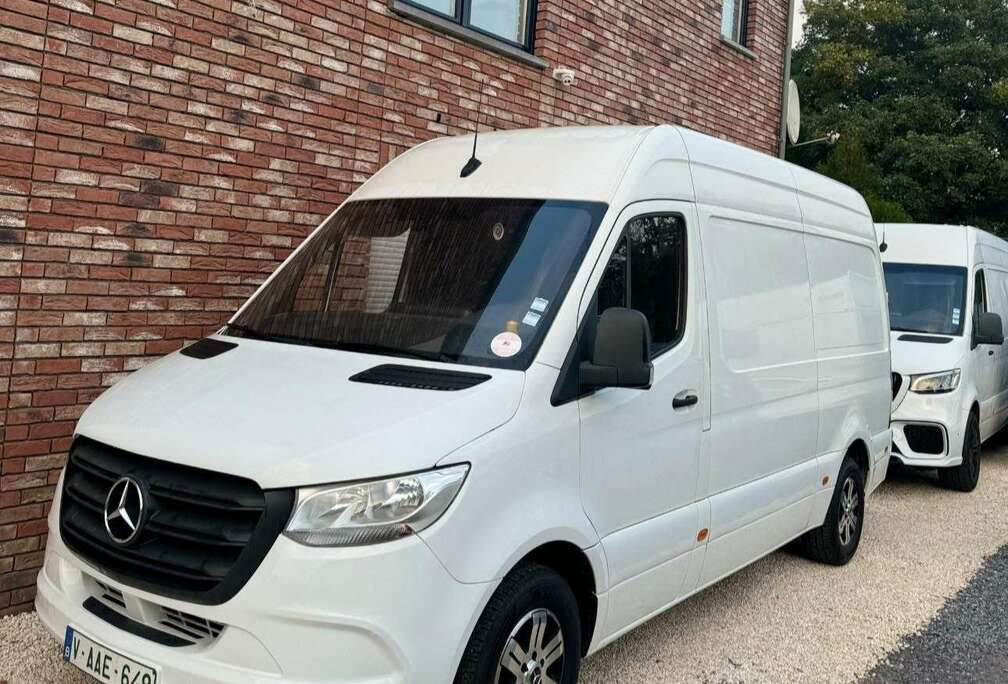 Mercedes-Benz 314 2.1 CDI L2H2 FWD Functional