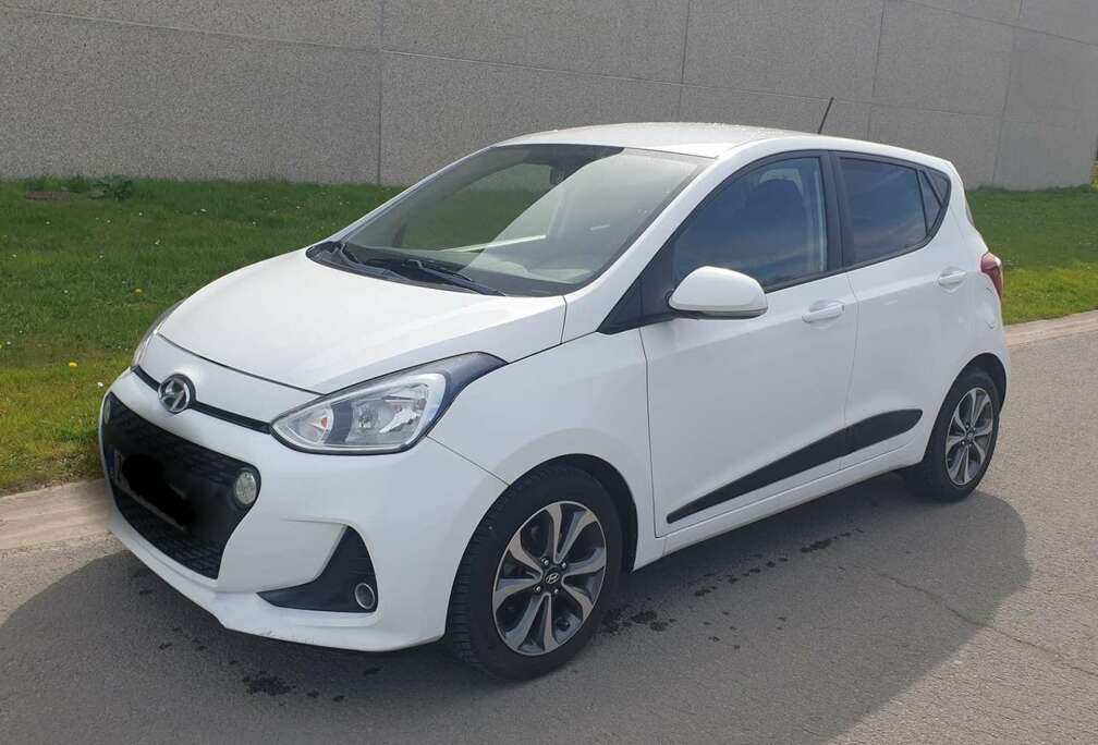 Hyundai 1.2i Luxury Launch Edition