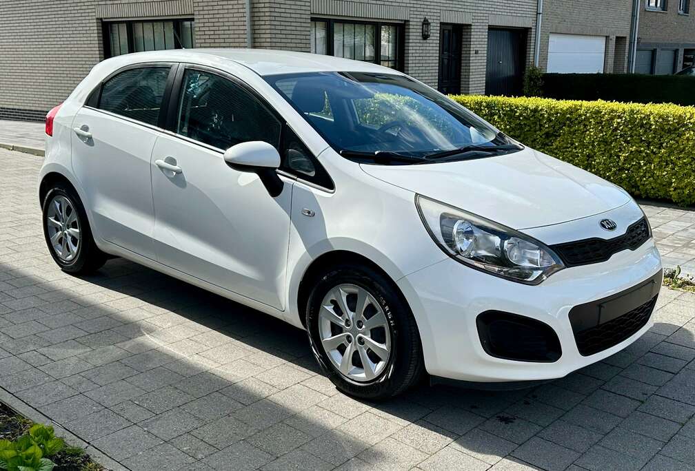 Kia Rio 1.2i World Edition ISG