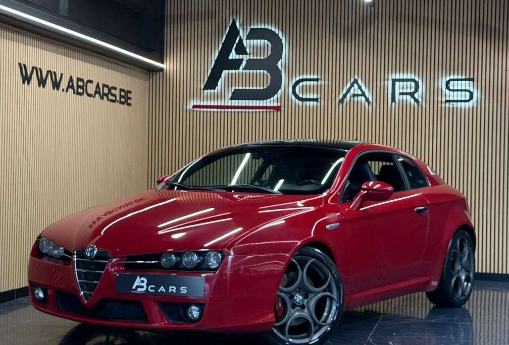 Alfa Romeo 2.0 JTD M-Jet * Ti SPORT * 1ER PROPRIETAIRE *