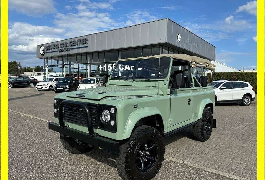 Land Rover FULL BODY RESTORATION in Perfect condition