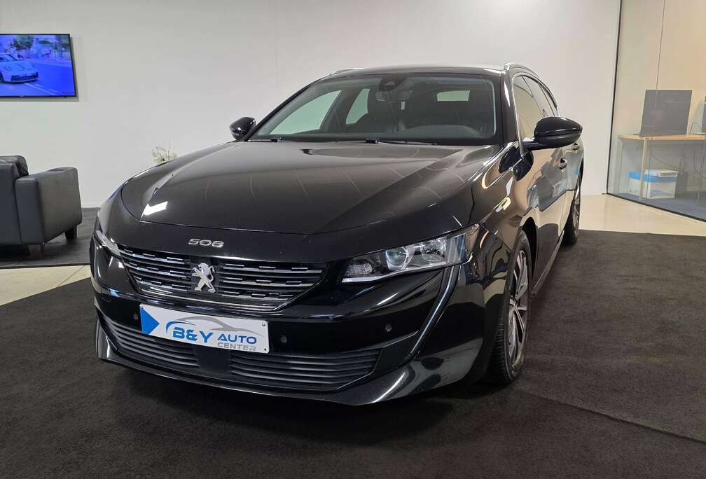 Peugeot SW Hybrid 225 e-EAT8 Allure Pack - BTW Aftrekbaar