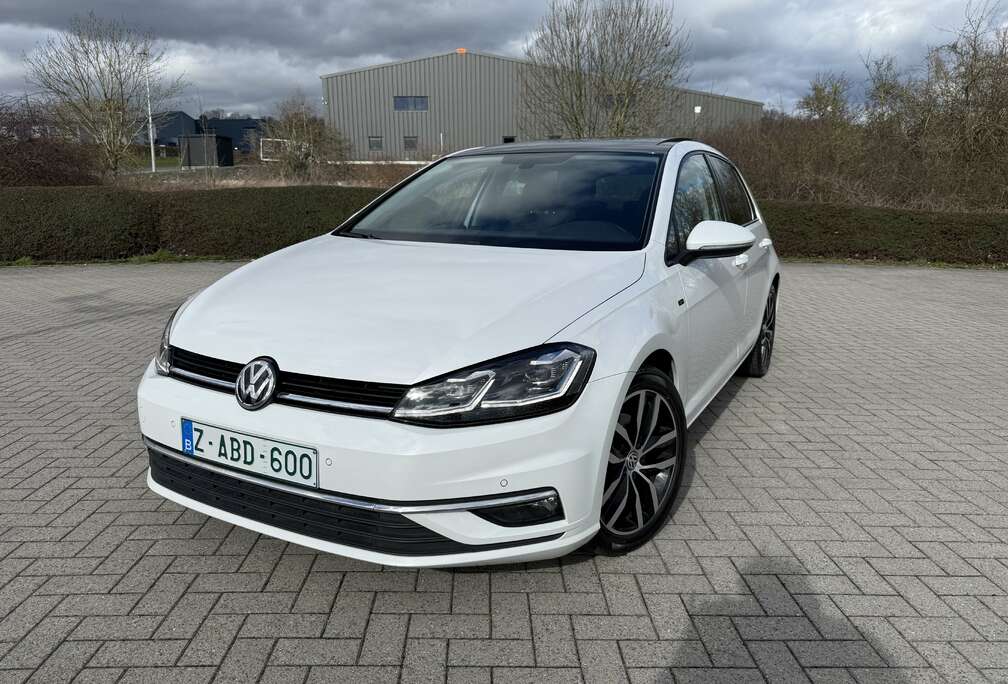 Volkswagen Golf 1.5 TSI DSG