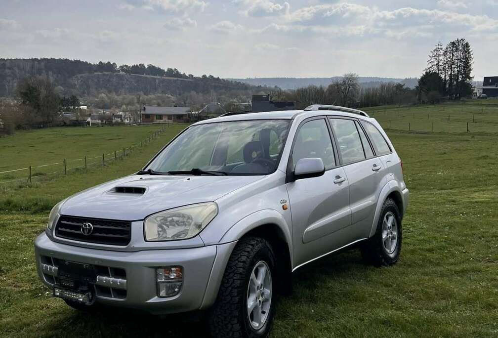 Toyota 2.0 Turbo D4D 16v 4x4 VX+