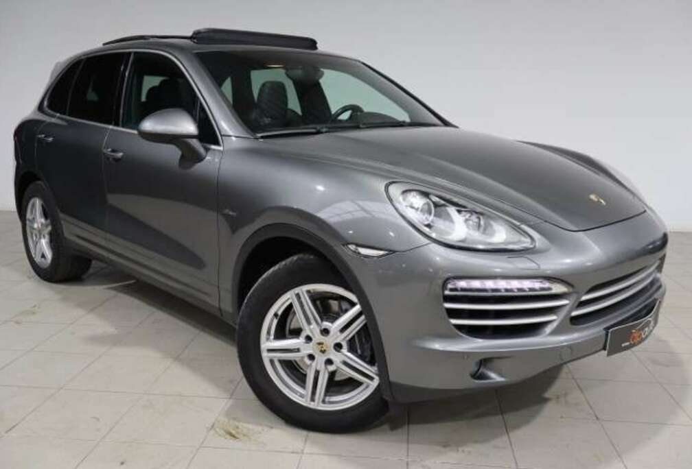 Porsche Cayenne 3.0 D V6 Platinum EditionTiptronic S