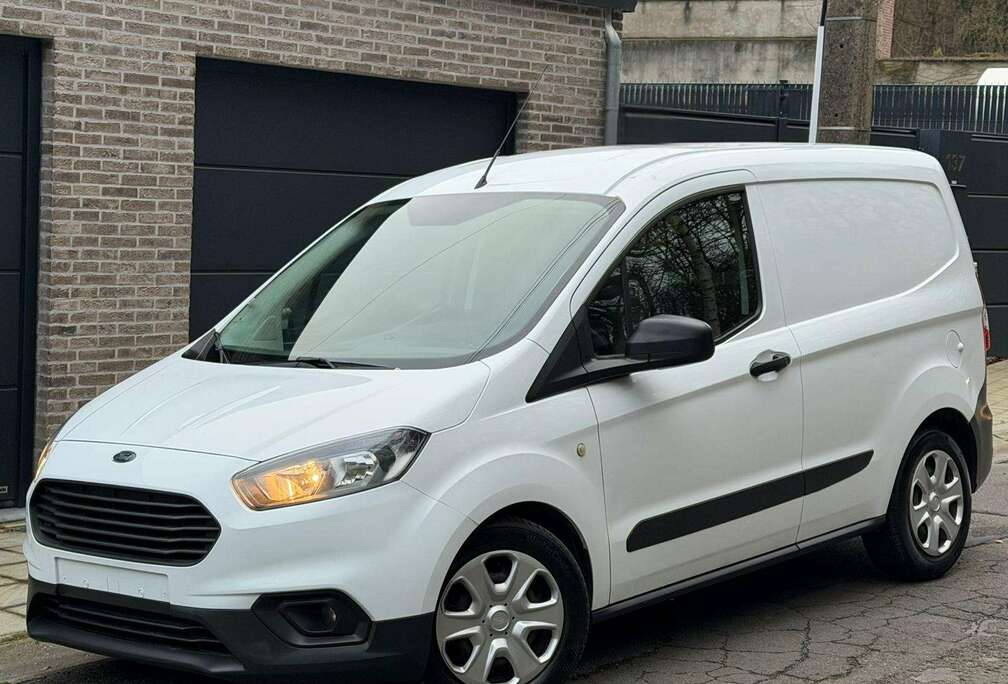 Ford 1.5 TDCi-100CH-EURO 6-ATT REMORQUE-CLIM-SIEGE CHAUFFANT