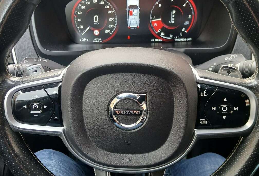 Volvo D5 AWD Geartronic RDesign