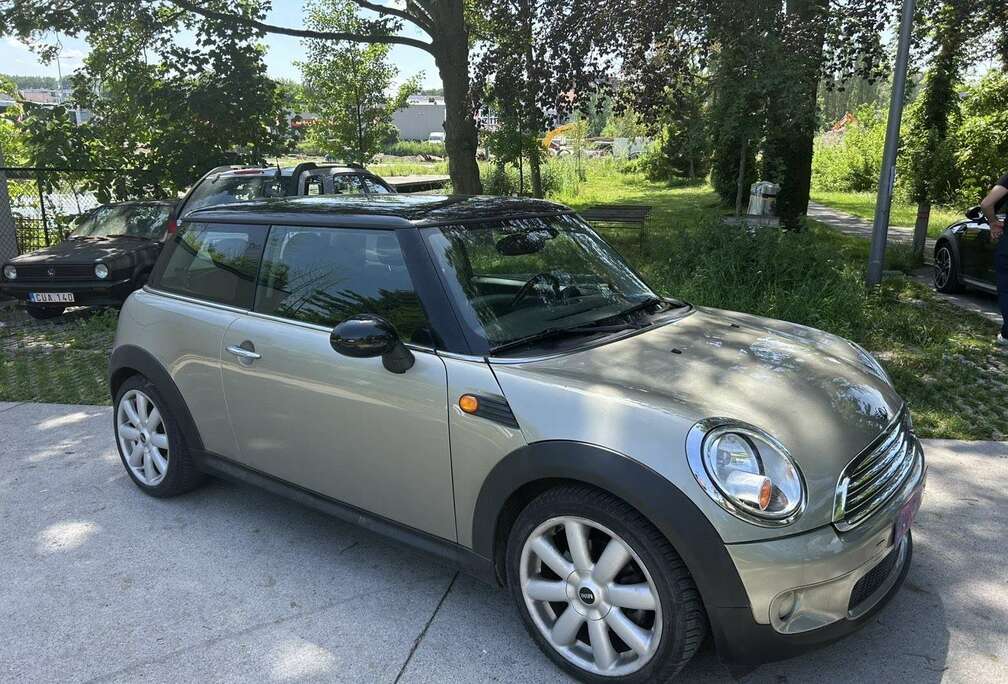 MINI 1.6i