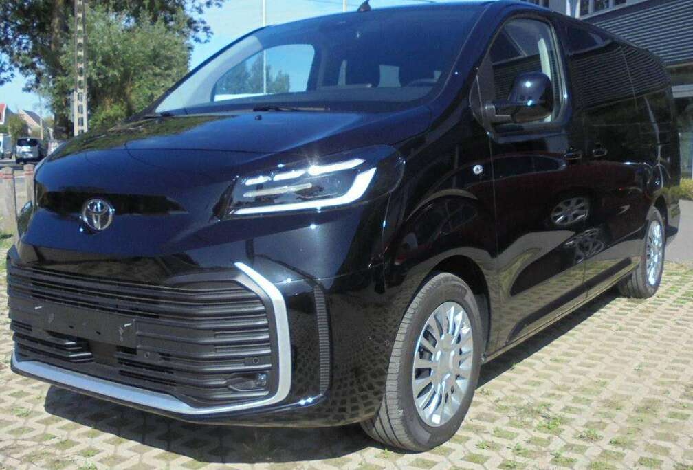 Toyota Verso Shuttle 9PL 2.0D - ADAPT CRUISE - CAMERA