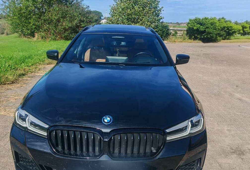 BMW BMW 530e xDrive M Sport (2023) – 97.000 km – Parti