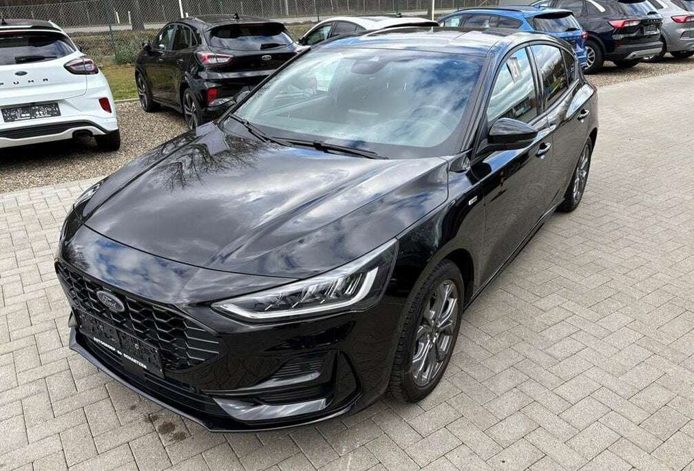Ford ST-line Style 1.0 125 pk mf met afneembare trekha