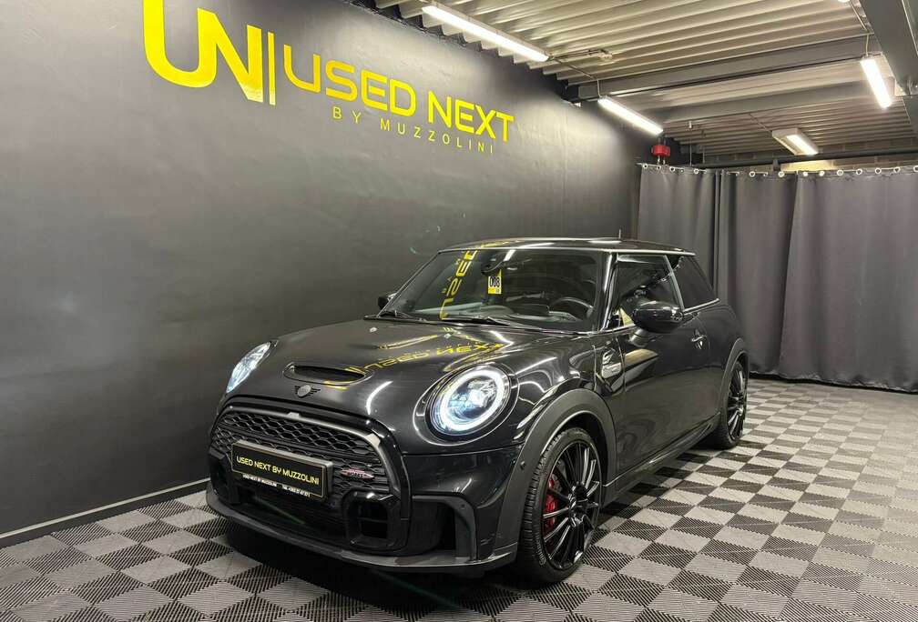 MINI JCW