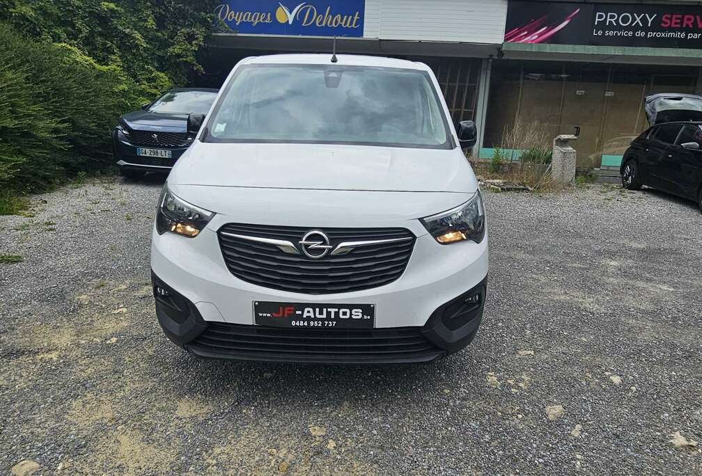 Opel Combo 1.2 Turbo L1H1 Light S/S (EU6.4)