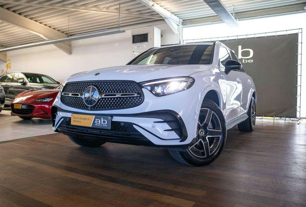 Mercedes-Benz E, 4-MATIC, AMG-LINE, MEMORY SEATS, 360 CAMERA, LEDER, CARPLAY