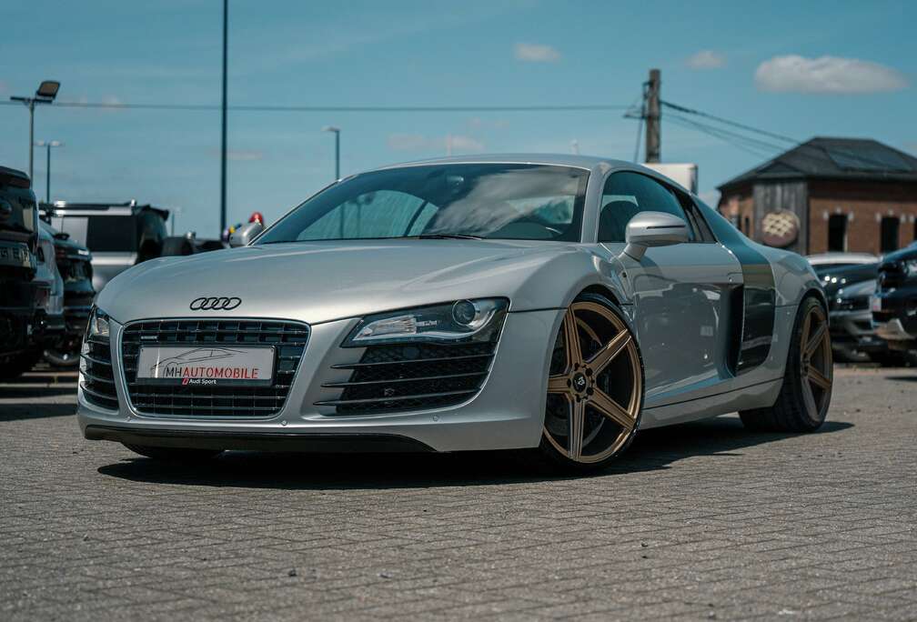 Audi 4.2i V8 Quattro R tronic
