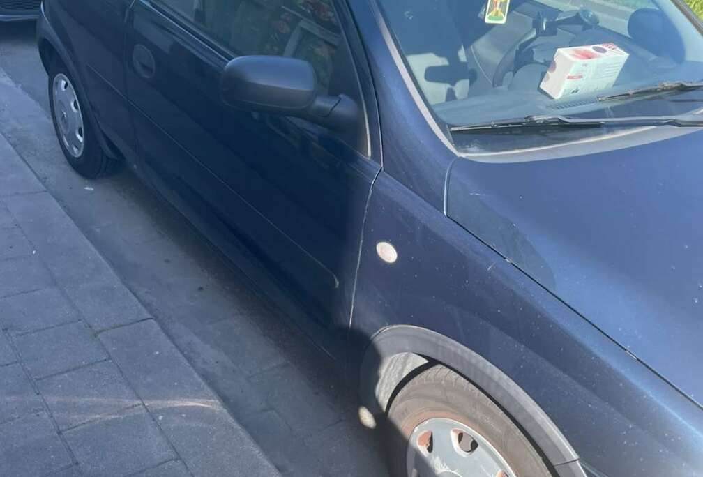 Opel 1.2i XE 16v Fun Easytronic (Fleet)