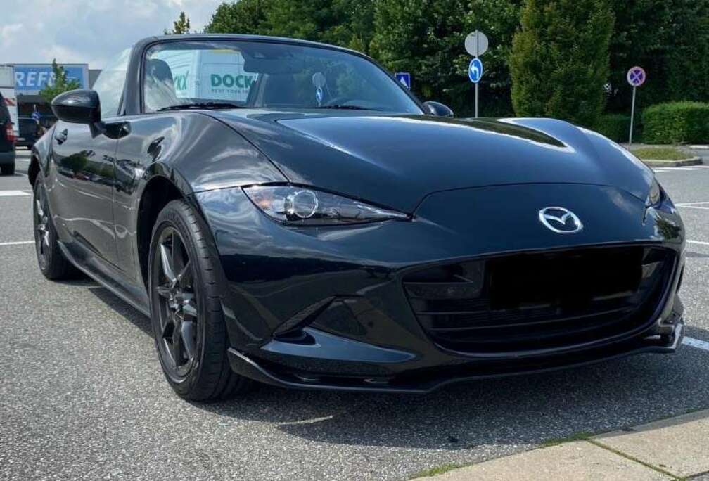 Mazda 1.5i Skyactiv-G Skymove  *12000km*