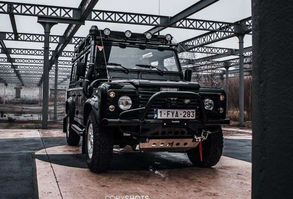 Land Rover Defender 110 Station Wagon Style