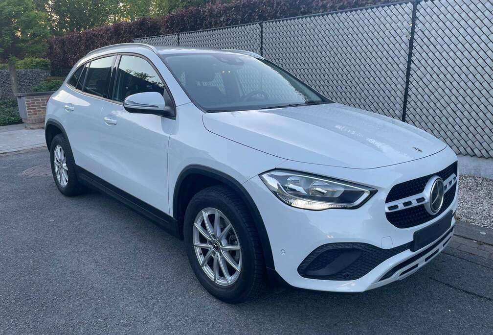 Mercedes-Benz Benzine Business Solution DCT Automaat