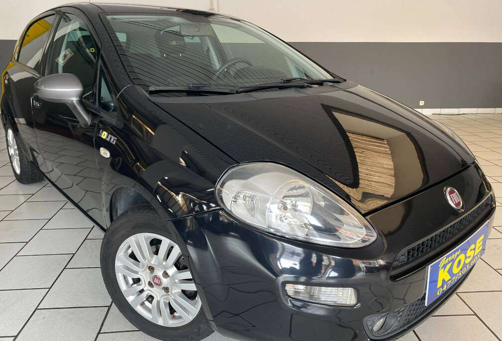 Fiat Punto 1.2i Young // PRET A IMMATRICULER+GARANTIE+CAR PASS //