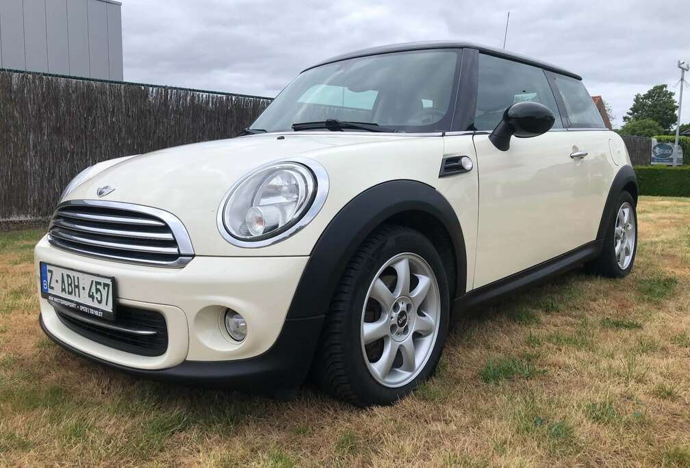 MINI Mini 1.6i Cooper