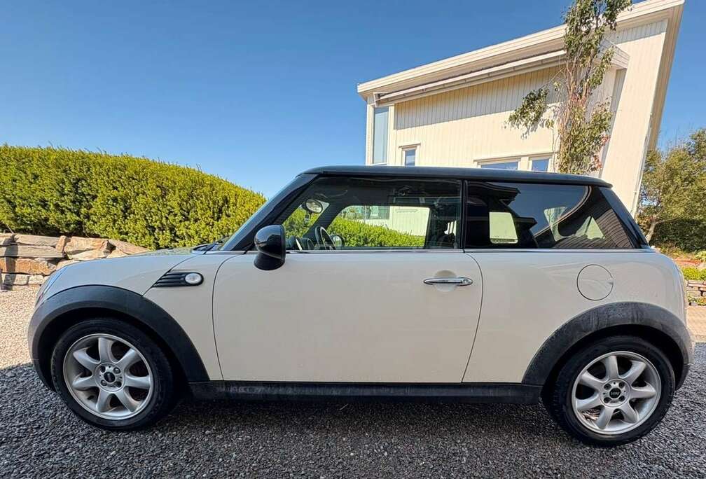 MINI Mini 1.6 D Cooper