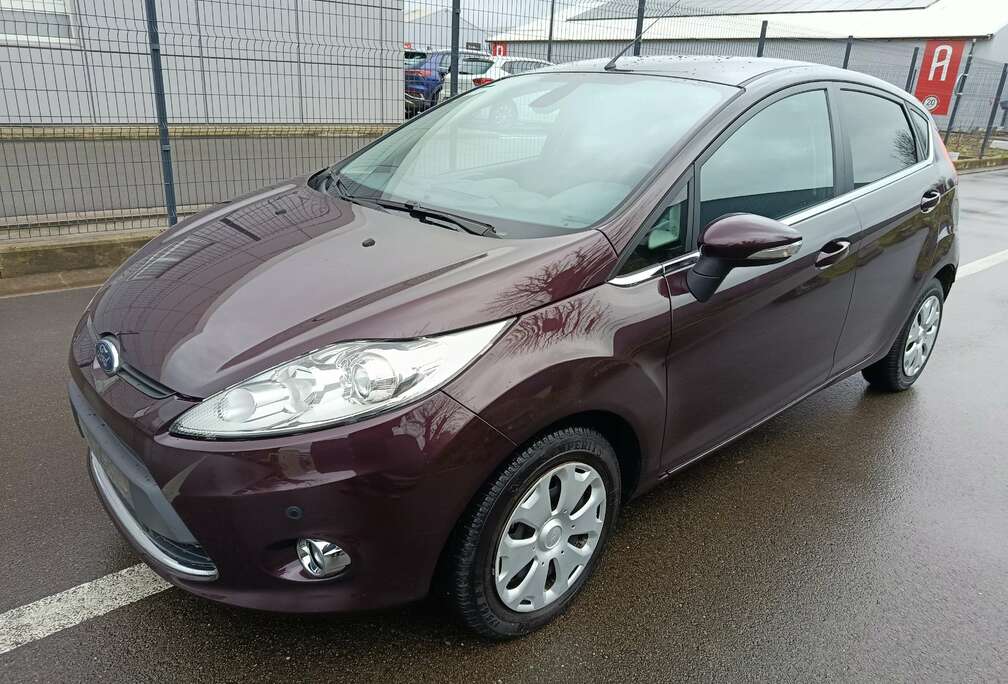 Ford Fiesta 1.6 TDCi Ghia 5p