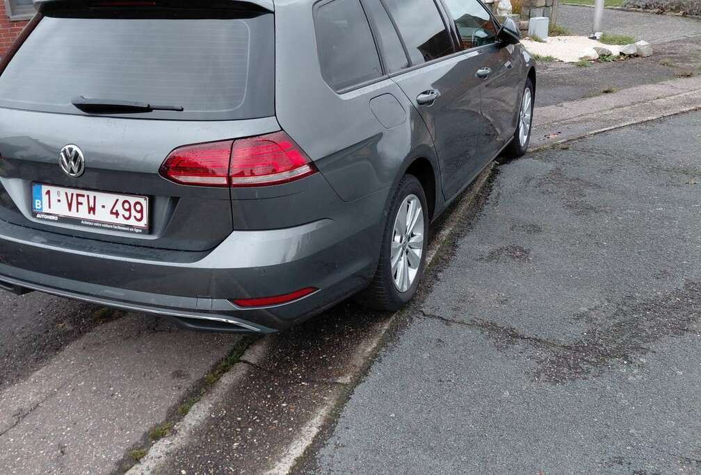 Volkswagen 1.6 TDI SCR DSG Comfortline